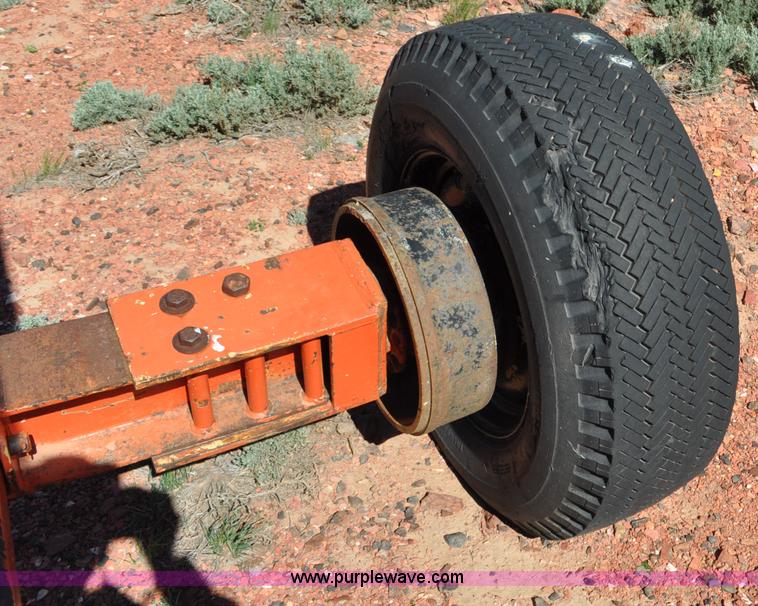 image for item G6493 Stacking conveyor