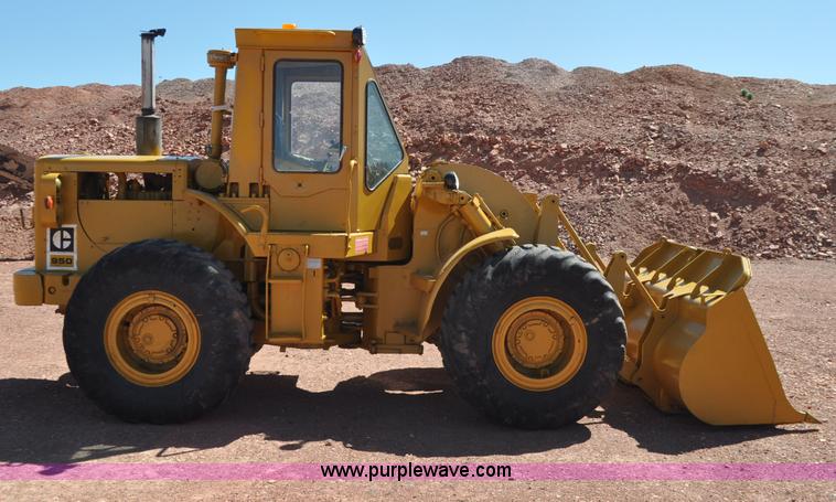 image for item G6496 1977 Caterpillar 950 wheel loader