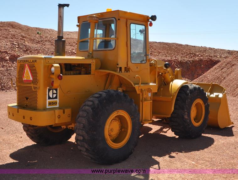 image for item G6496 1977 Caterpillar 950 wheel loader
