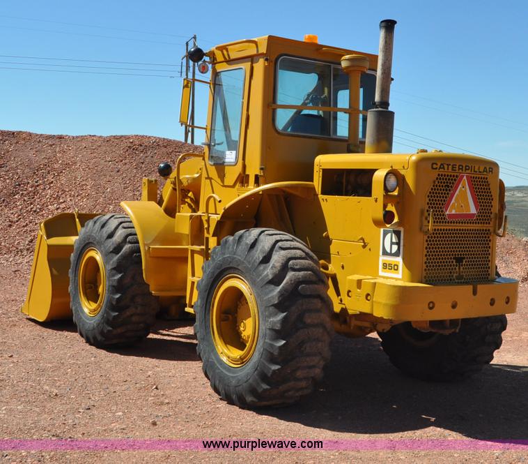 image for item G6496 1977 Caterpillar 950 wheel loader