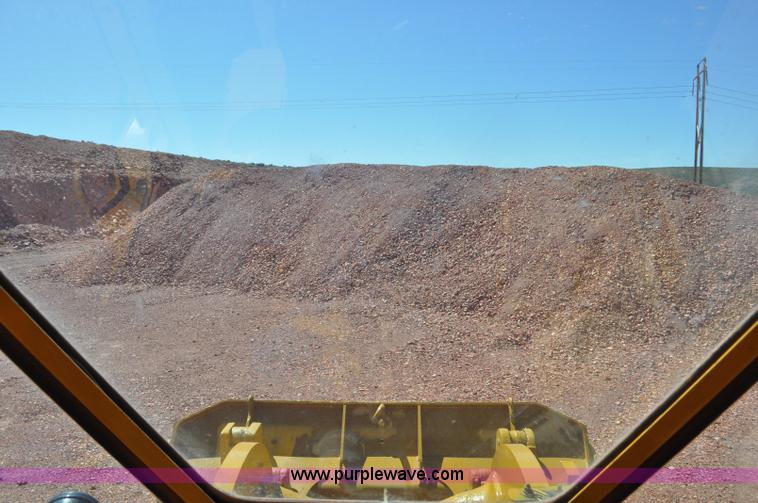 image for item G6496 1977 Caterpillar 950 wheel loader