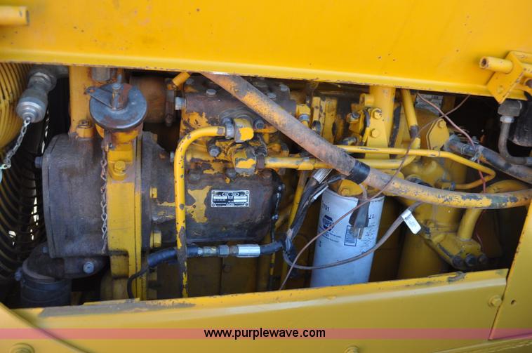 image for item G6496 1977 Caterpillar 950 wheel loader