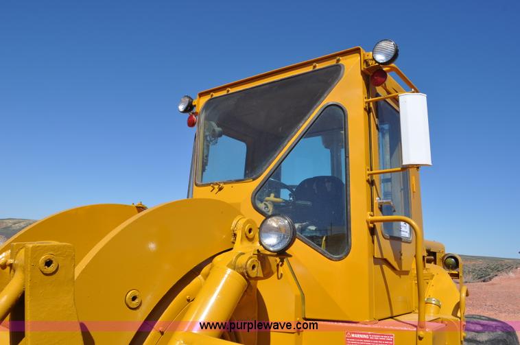 image for item G6496 1977 Caterpillar 950 wheel loader