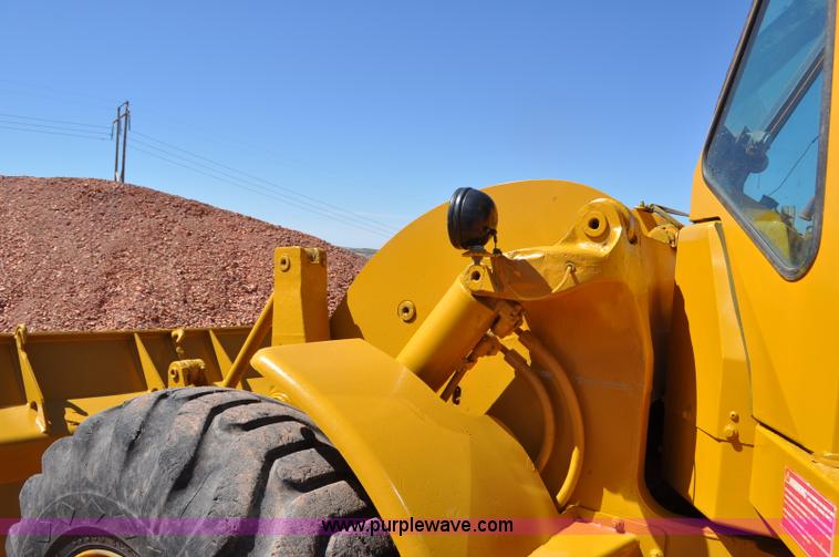 image for item G6496 1977 Caterpillar 950 wheel loader