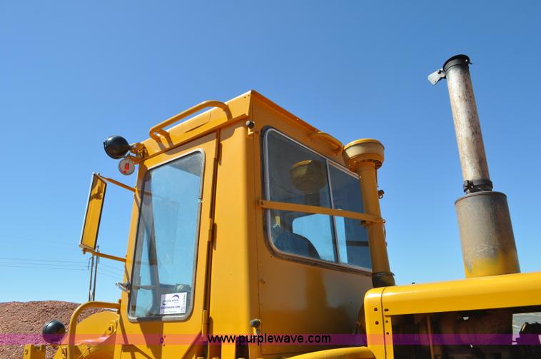 image for item G6496 1977 Caterpillar 950 wheel loader