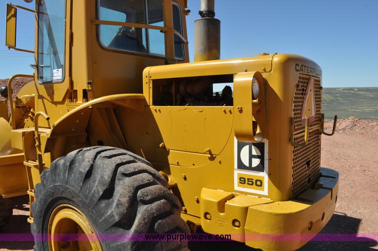 image for item G6496 1977 Caterpillar 950 wheel loader