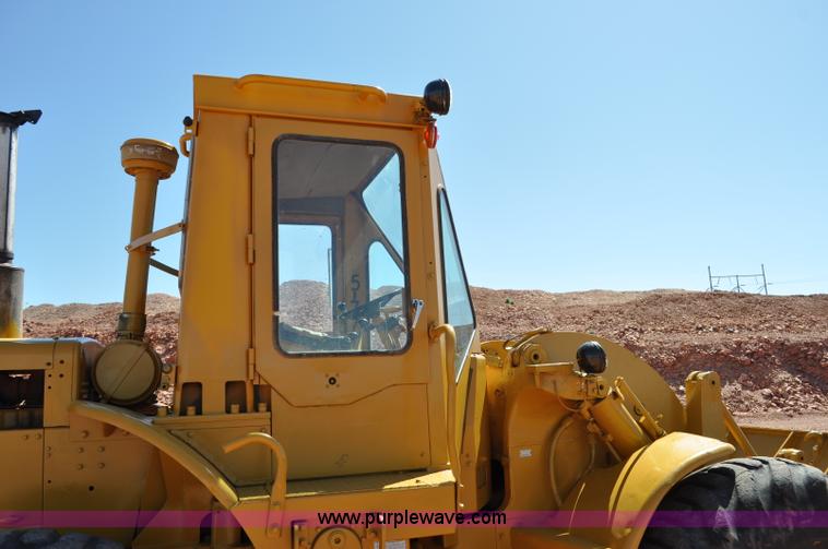 image for item G6496 1977 Caterpillar 950 wheel loader