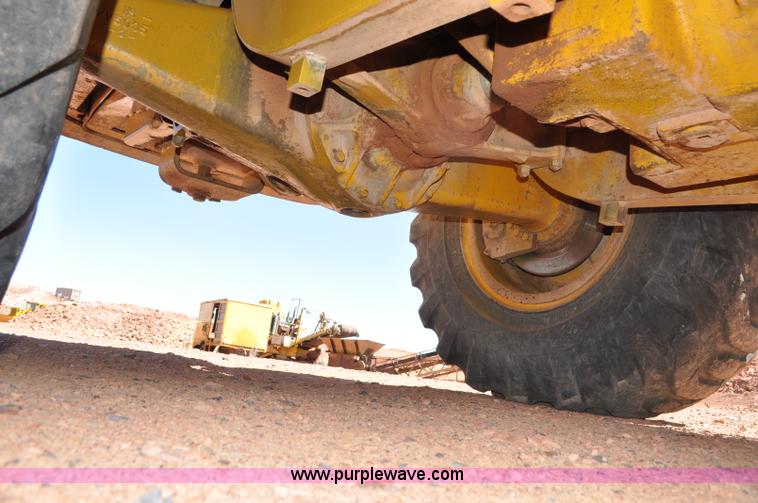 image for item G6496 1977 Caterpillar 950 wheel loader
