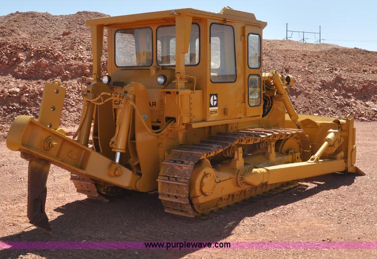image for item G6497 1973 Caterpillar D7 Series F dozer