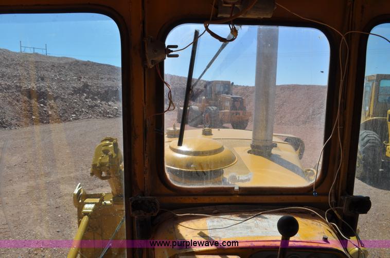 image for item G6497 1973 Caterpillar D7 Series F dozer