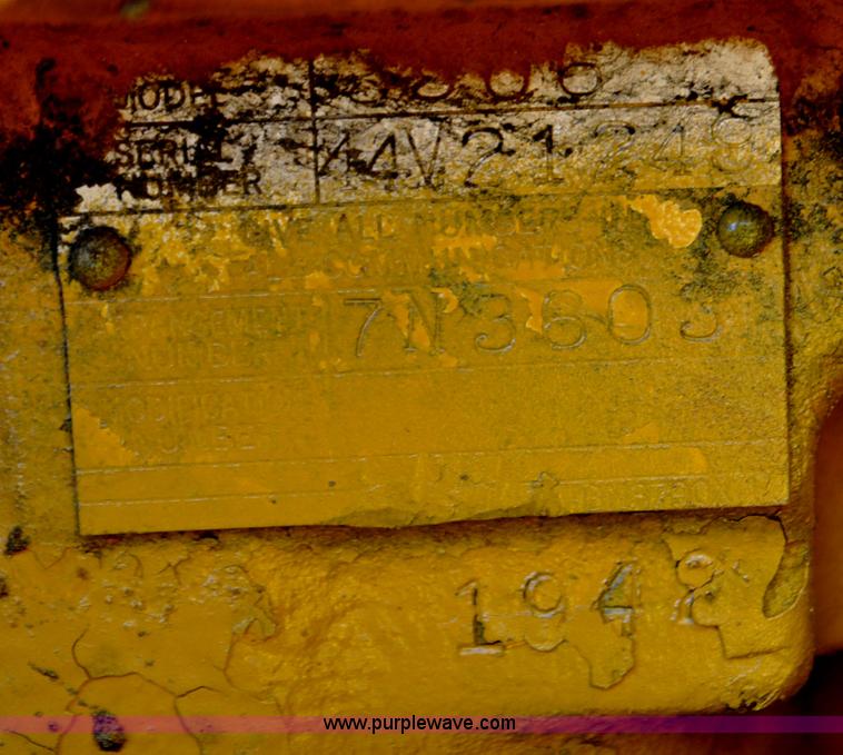 image for item G6497 1973 Caterpillar D7 Series F dozer