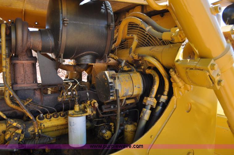 image for item G6497 1973 Caterpillar D7 Series F dozer