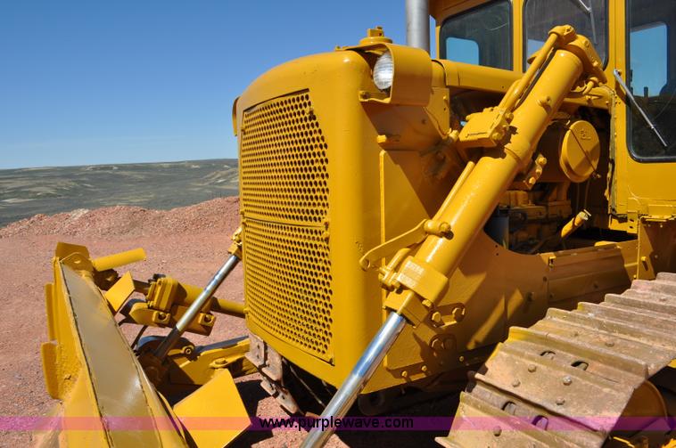 image for item G6497 1973 Caterpillar D7 Series F dozer