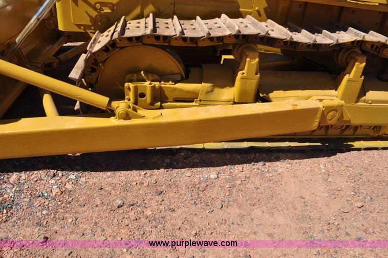 image for item G6497 1973 Caterpillar D7 Series F dozer