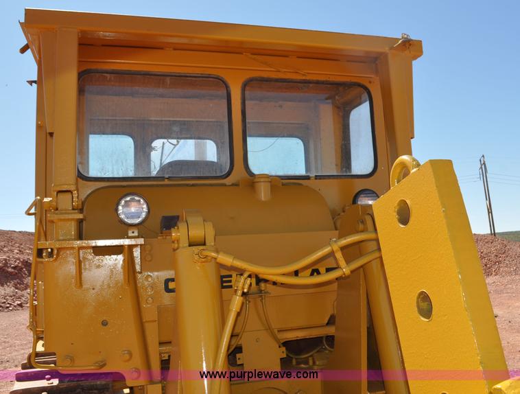 image for item G6497 1973 Caterpillar D7 Series F dozer