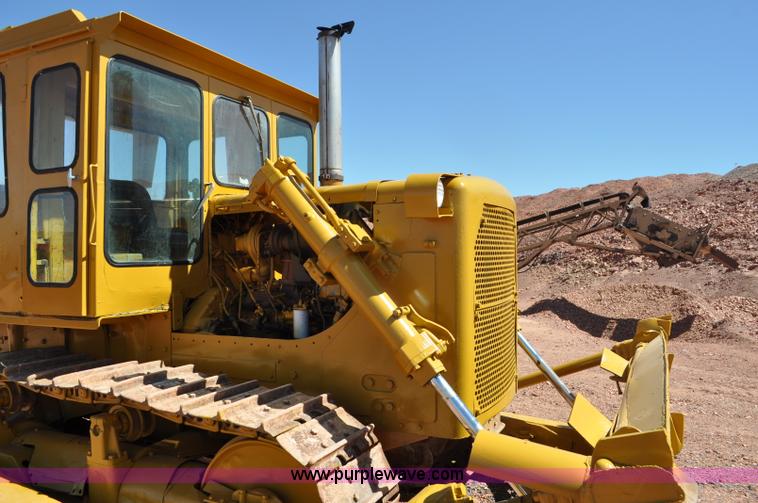 image for item G6497 1973 Caterpillar D7 Series F dozer