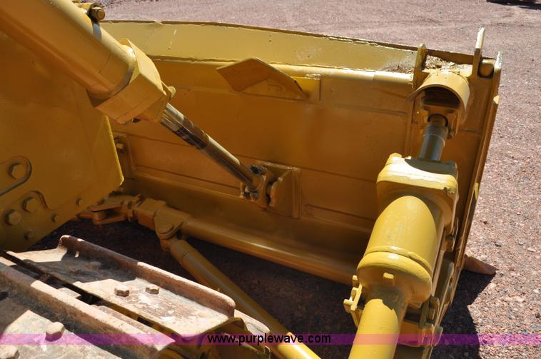 image for item G6497 1973 Caterpillar D7 Series F dozer
