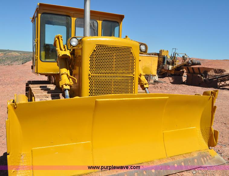 image for item G6497 1973 Caterpillar D7 Series F dozer
