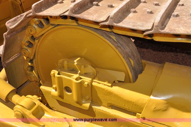 image for item G6497 1973 Caterpillar D7 Series F dozer