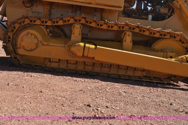 image for item G6497 1973 Caterpillar D7 Series F dozer