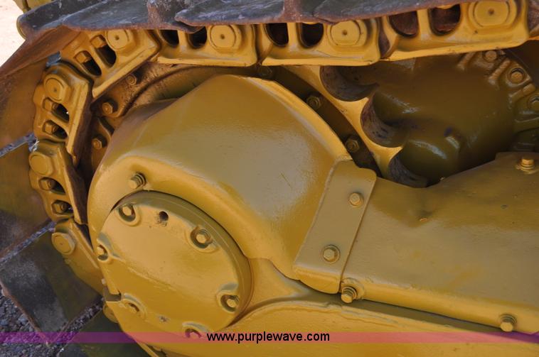 image for item G6497 1973 Caterpillar D7 Series F dozer