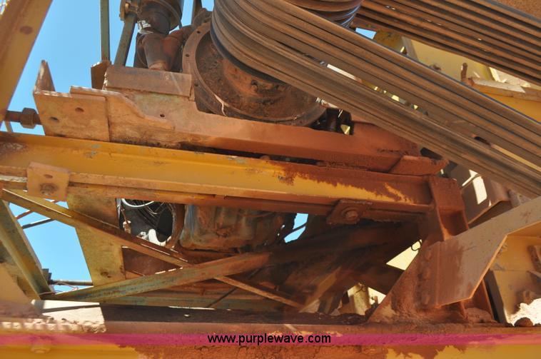 image for item G6500 1966 Missouri Rogers rock impact crusher