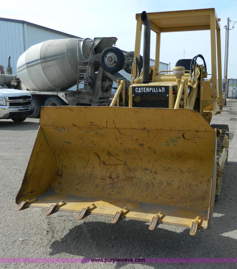 image for item H2461 Caterpillar 931 track loader