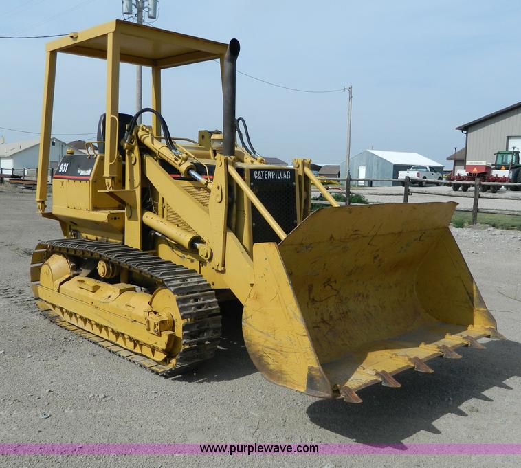 Caterpillar 931 Track Loader In Wakeeney Ks Item H2461 Sold Purple Wave