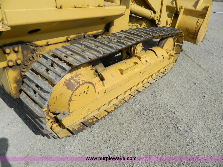 image for item H2461 Caterpillar 931 track loader