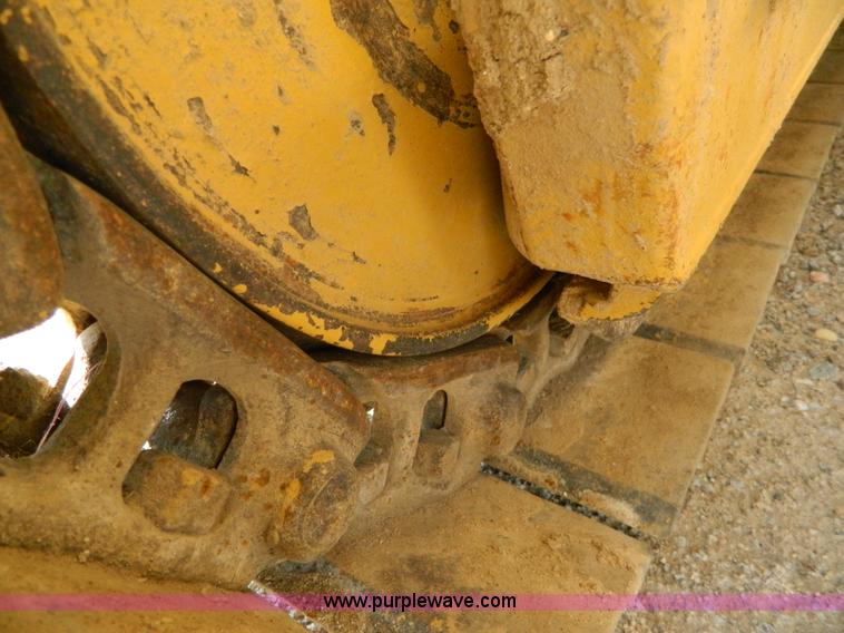 image for item H2461 Caterpillar 931 track loader