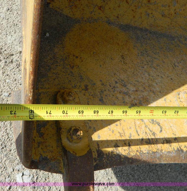 image for item H2461 Caterpillar 931 track loader