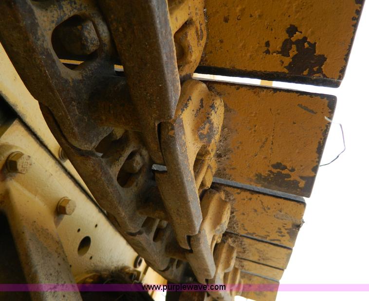 image for item H2461 Caterpillar 931 track loader