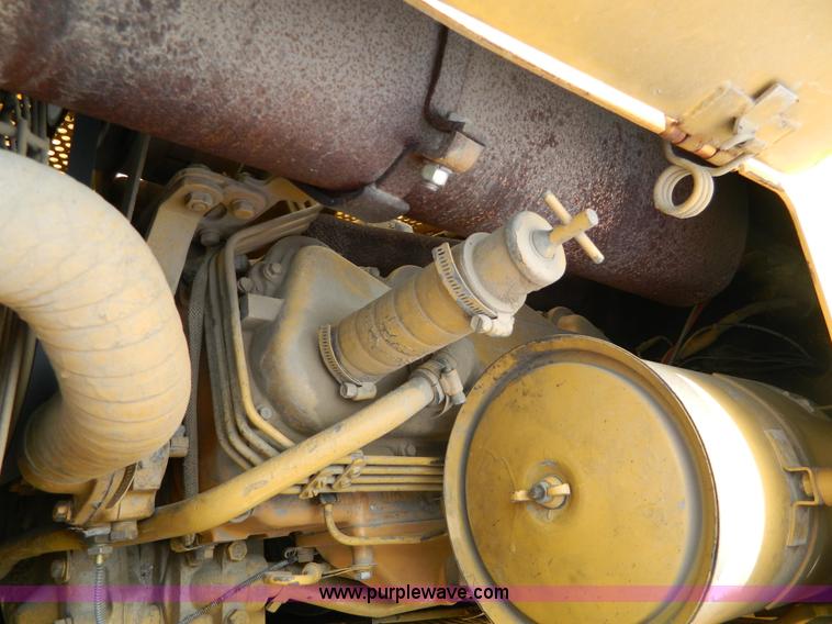 image for item H2461 Caterpillar 931 track loader