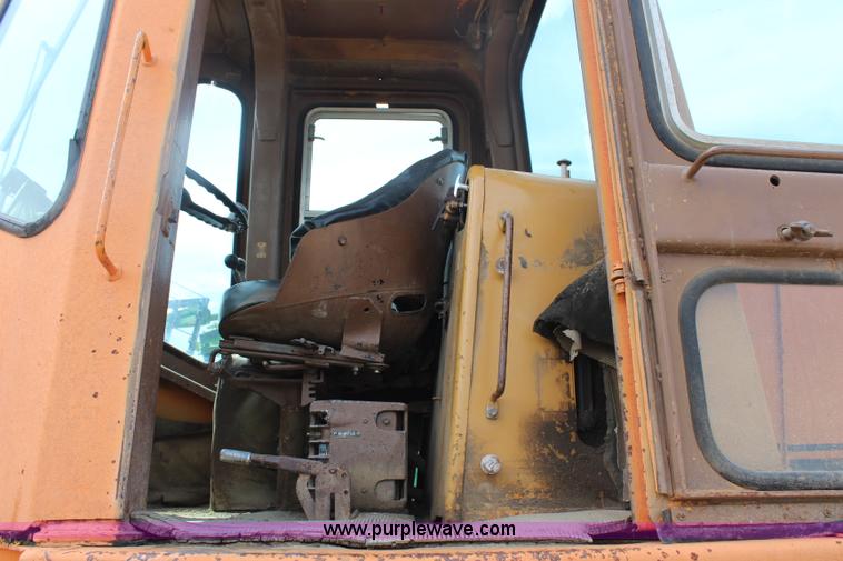 image for item H2541 1979 Fiat-Allis 645B wheel loader