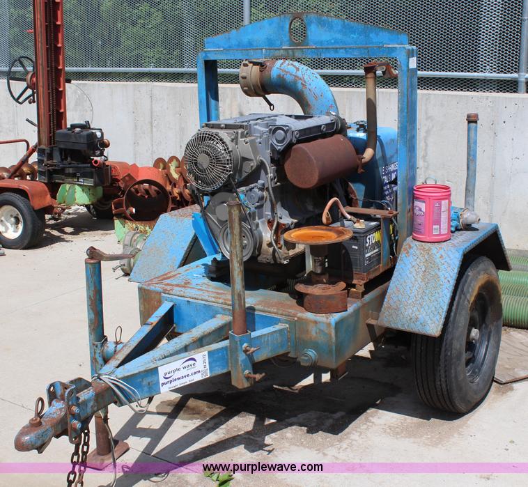 image for item H2572 6" water pump with hose