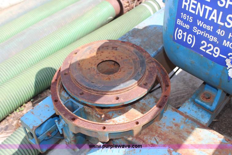 image for item H2572 6" water pump with hose