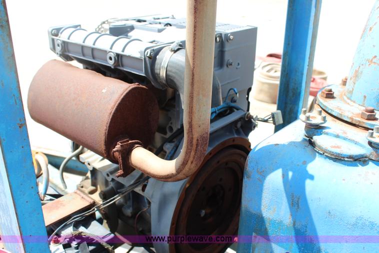 image for item H2572 6" water pump with hose