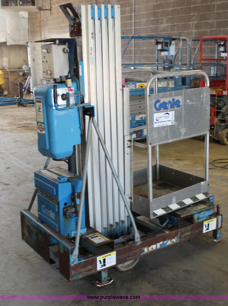 image for item H2575 Genie TWP-24 Scissor lift