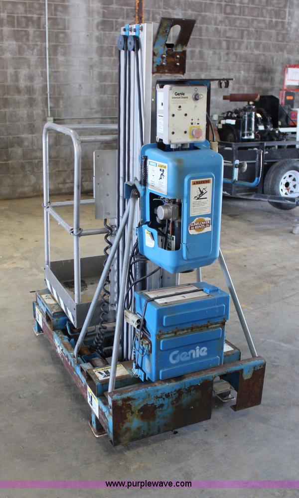 image for item H2575 Genie TWP-24 Scissor lift