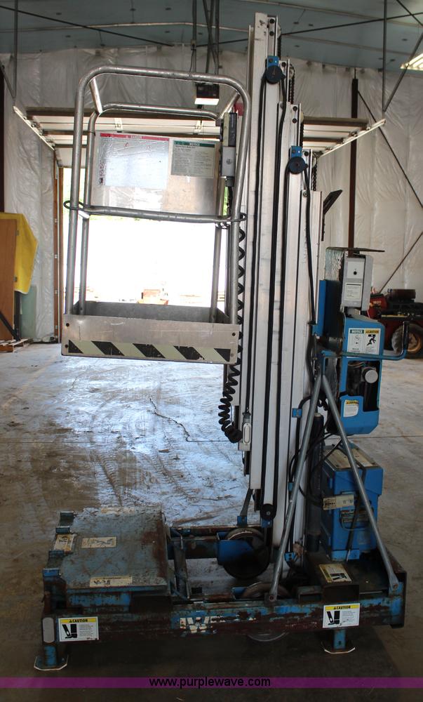 image for item H2575 Genie TWP-24 Scissor lift