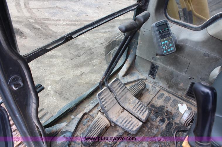 image for item H2576 1999 Komatsu PC400LC-6LK excavator