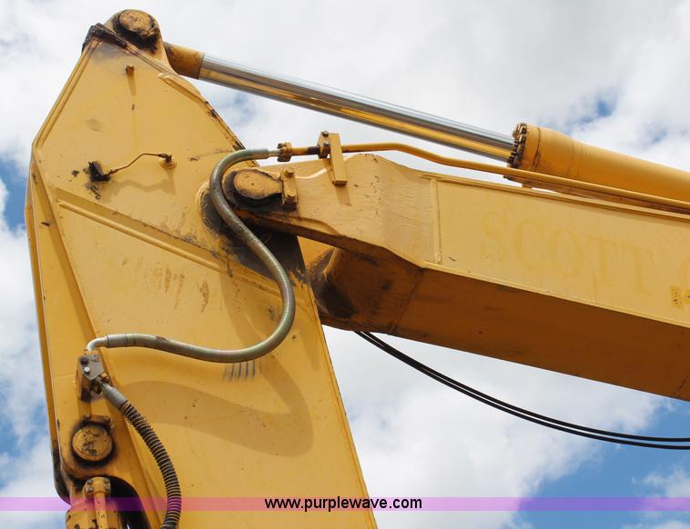 image for item H2576 1999 Komatsu PC400LC-6LK excavator