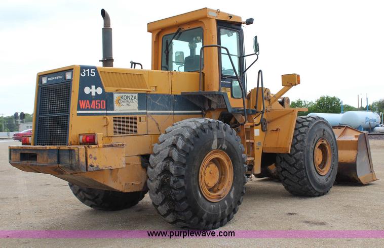 image for item H2714 1989 Komatsu WA450-1L wheel loader