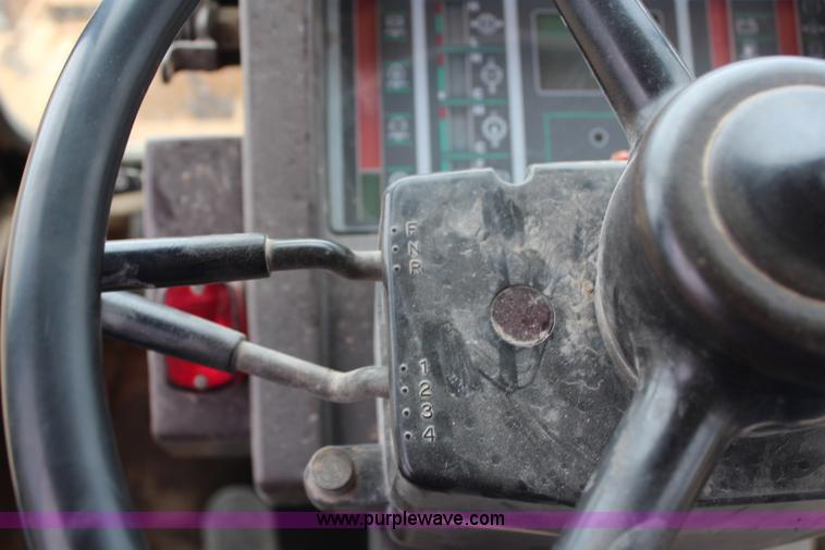 image for item H2714 1989 Komatsu WA450-1L wheel loader