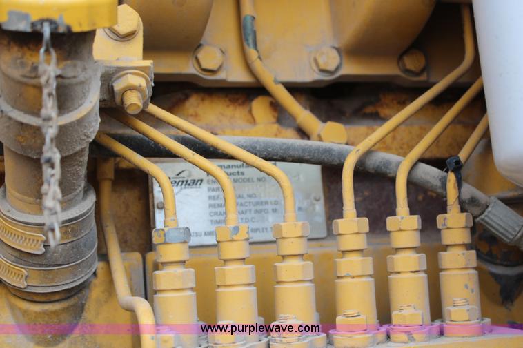 image for item H2714 1989 Komatsu WA450-1L wheel loader