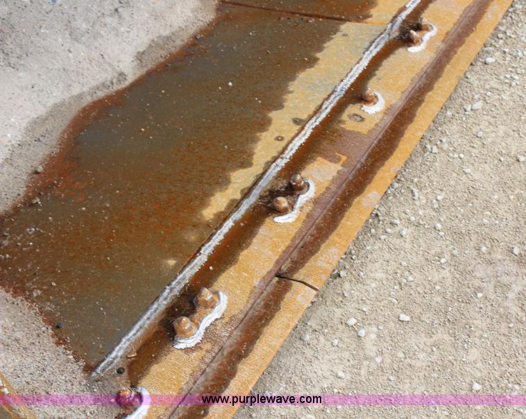 image for item H2714 1989 Komatsu WA450-1L wheel loader