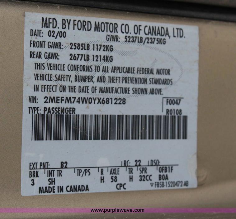 image for item H2721 2000 Mercury Grand Marquis GS