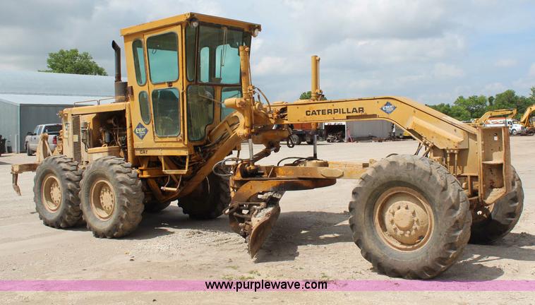 image for item H2725 1976 Caterpillar 140G articulated motor grader