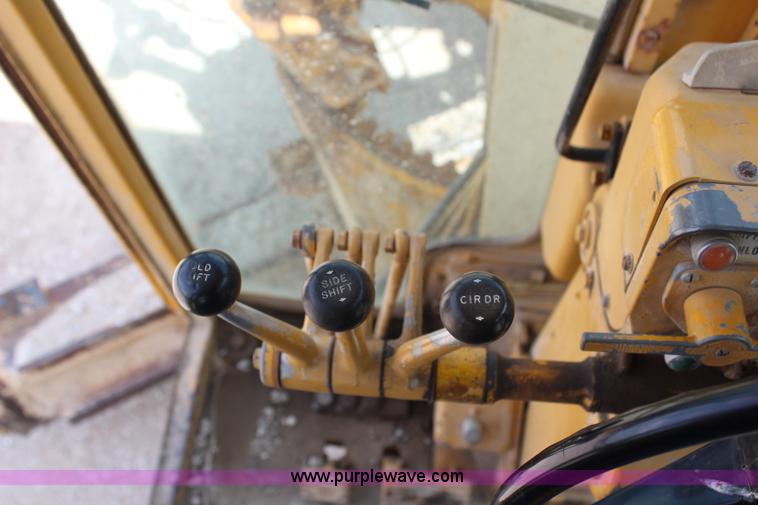 image for item H2725 1976 Caterpillar 140G articulated motor grader