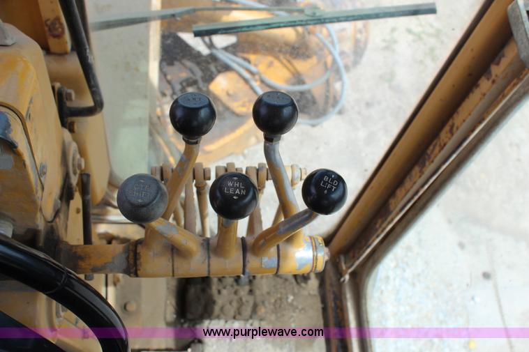 image for item H2725 1976 Caterpillar 140G articulated motor grader